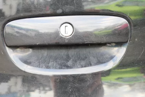 VW Polo 9N 9N3 Griff Heckkklappe Heckklappengriff schwarz LC9Z