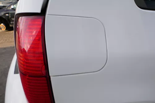 VW Lupo Seat Arosa Tankdeckel Deckel Tank Tankverschluß weiß LB9A