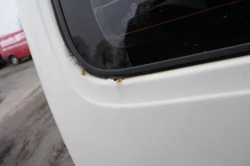 VW T4 Transporter Heckklappe Klappe hinten Kofferraumklappe weiß R902 (164079)