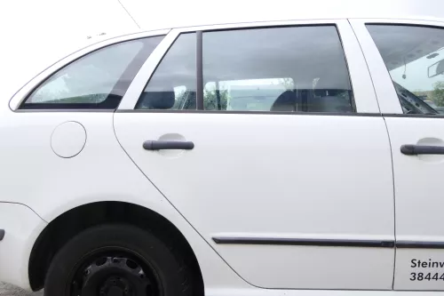 Skoda Fabia 6Y Combi Variant Kombi Tür hinten rechts weiß LF9E ohneAnbauteile