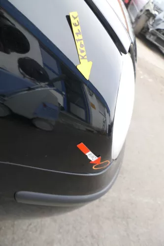 VW Polo 9N Kotflügel vorne rechts schwarz L041 bis ca.Bj.2004 (164271)