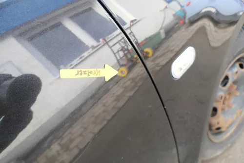 VW Polo 9N 9N3 Tür vorne rechts Beifahrertür 2/3-Türer schwarz LC9Z ohneAnbautei (164313)