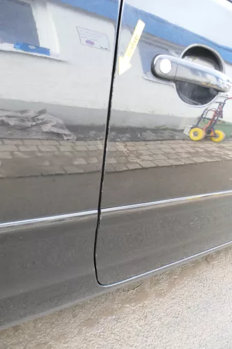 VW Polo 9N 9N3 Tür vorne rechts Beifahrertür 2/3-Türer schwarz LC9Z ohneAnbautei (164313)