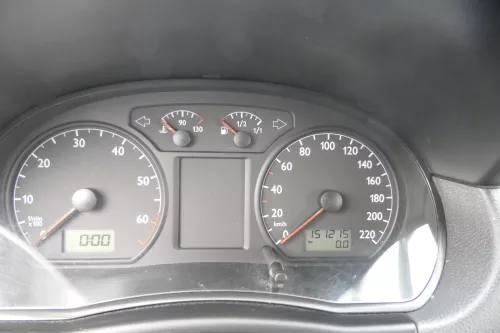 VW Polo 9N Tacho Tachometer Kombiinstrument 151.000km 6Q0920800P 1,2 47kw 40kw