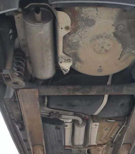 VW Polo 9N Ibiza 6L Auspuff Mittelschalldämp hinten 1,2 AWY AZQ BMD BME Hosenroh (164357)