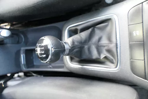 VW Golf Plus 5M Schaltknauf Schaltsack Schaltung Schaltknüppel 5-Gang 5M0711113R (164368)