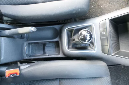 VW Golf Plus 5M Schaltknauf Schaltsack Schaltung Schaltknüppel 5-Gang 5M0711113R (164368)