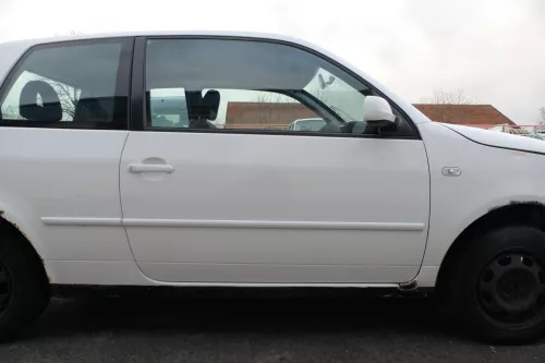 VW Lupo Seat Arosa Tür vorne rechts Beifahrertür weiß LB9A (mechanischerFenst