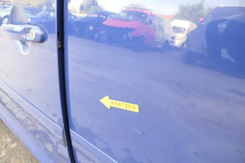 VW Touran 1T 1T3 Tür hinten links blau LL5M und Scheibe ohne Anbauteile (164486)