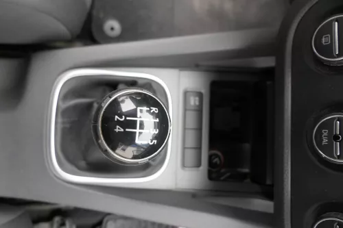 Golf 5 Schaltknauf Schaltsack Schaltung Schaltknüppel Leder 5-Gang 1K0711113CD (164525)