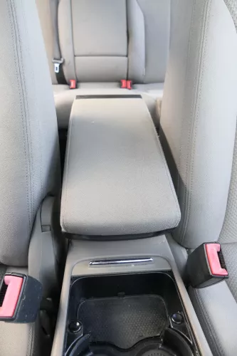 VW Passat 3C Mittelarmlehne Armlehne Fach Deckel braun latte macchiato (164585)