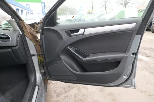 Audi A4 8K B8 Türverkleidung Verkleidung Tür vorne rechts Leder schwarz Milano (164604)