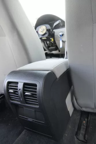 VW Passat 3C Mittelarmlehne Armlehne Fach original komplett grau classicgr Stoff (164720)