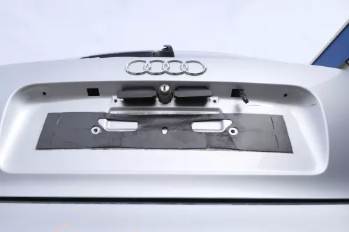 Audi A3 8L bis cBj. ca1999 Heckklappe Kofferraumklappe Klappe hinten LY7M silber (164796)