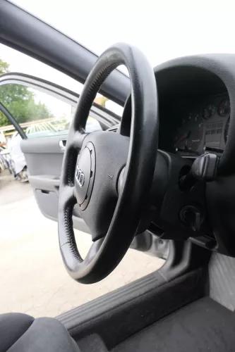 Audi A3 8L A6 4B A4 Lenkrad Lederlenkrad Leder 4-Speichen - ohne Airbag (164806)