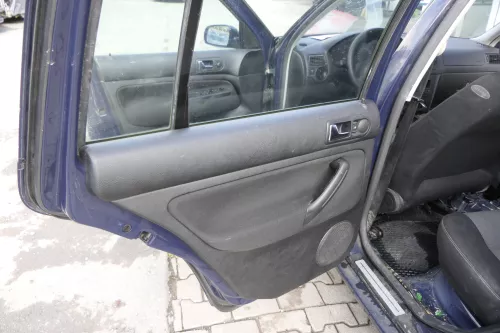 1x VW Golf 4 1J Kombi Türverkleidung Verkleidung Tür hinten links schwarz (164881)