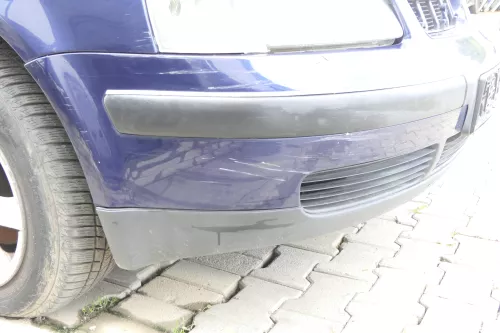 VW Passat 3B Stoßstange vorne Frontstoßstange Stoßfänger blau LB5N (164891)