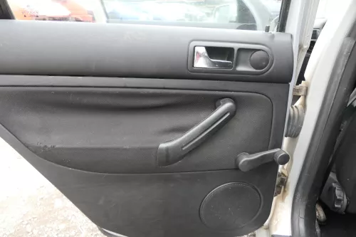 1x VW Golf 4 1J Limousine Türverkleidung Verkleidung Tür hinten links schwarz (164941)