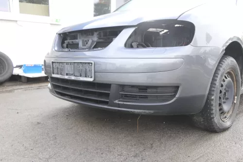 VW Touran 1T Stoßstange vorne Frontstoßstange Stoßfänger grau LD7X SWR (164964)