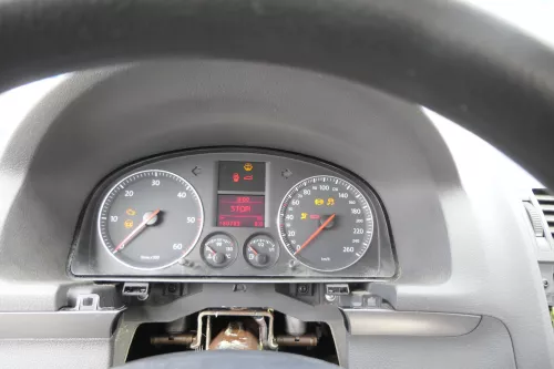 VW Touran Caddy 2K Tacho Tachometer Kombiinstrument 180.000km 1T0920862F TDI
