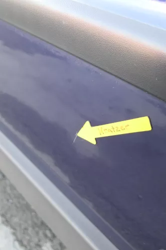 VW Passat 3B 3BG 3B6 Kombi + Limo Tür vorne links Fahrertür blau LB5N ohneAnbaut (164997)