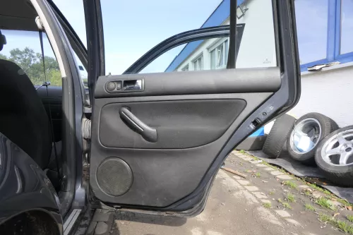 1x VW Golf 4 1J Kombi Türverkleidung Verkleidung Tür hinten rechts schwarz f