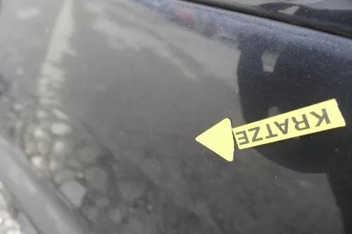 VW Touran 1T 1T3 Tür vorne links Fahrertür schwarz LC9Z OHNE Anbauteile Cross (165050)