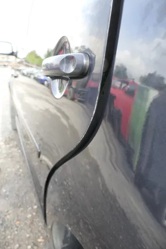 VW Touran 1T 1T3 Tür hinten links schwarz LC9Z Cross (165051)