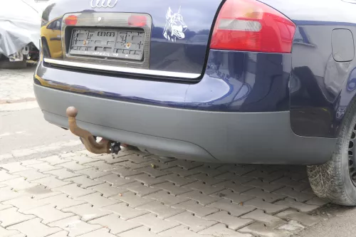 Audi A6 4B Limousine Stoßstange hinten Heckstoßstange Stoßfänger blau LZ5T (165074)