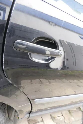 VW Passat 3B 3BG 3B6 Kombi Avant Tür hinten rechts mit Scheibe schwarz L041 (165093)