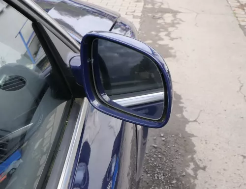 VW Passat 3B 3BG elektrischer Spiegel Außenspiegel rechts Glas blau LB5N (165113)