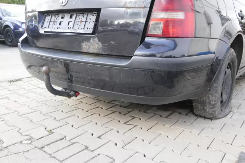 VW Golf 4 Kombi Avant Stoßstange hinten Heckstoßstange Stoßfänger schwarz LC9Z (165146)