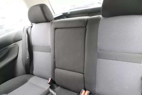 Golf 4 Limousine Sitz Rückbank Rücksitzbank Sitzfläche Sitze Kopfstützen schwar (165169)