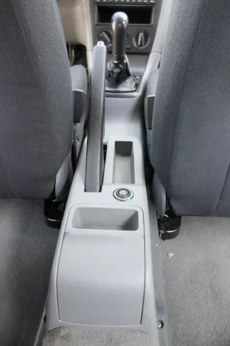 Octavia 1U Mitteltunnel Tunnel Becherhalter Mittelkonsole Zigaretten Anzünd grau (165183)