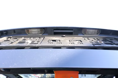 Octavia 1U Limousine Griffleiste Griff Heckklappe Heckklappengriff grau 8L8 LF7S (165188)