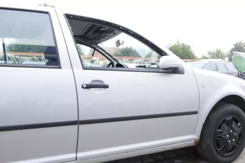 VW Golf 4 Bora Tür vorne rechts Beifahrertür 4/5-Türer+Kombi Variant LB7Z silber