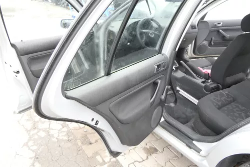 1x VW Golf 4 1J Limousine Türverkleidung Verkleidung Tür hinten links schwarz (165217)