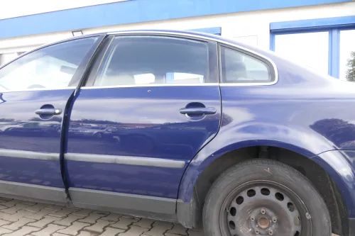 VW Passat 3B 3BG Limousine Tür hinten links blau LA5E - ohne ANbauteile