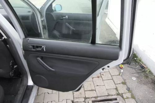 1x VW Golf 4 1J Kombi Türverkleidung Verkleidung Tür hinten rechts schwarz f (165296)