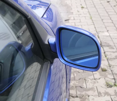 Golf 4 Bora elektrischer Spiegel vorne rechts Außenspiegel blau LW5Y Glas