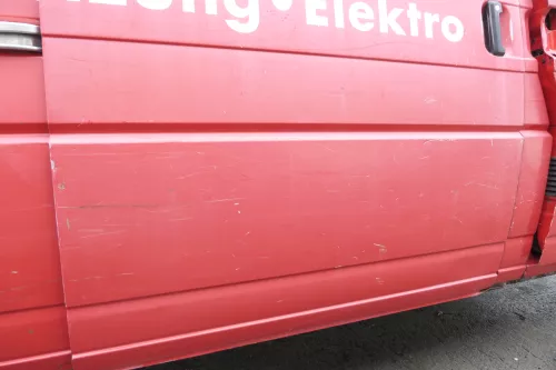 VW T4 Transporter Tür rechts Schiebetür rot Transporter (165416)
