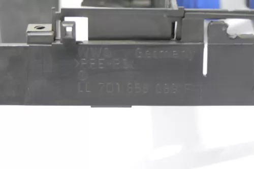 VW T4 Rahmen um Aschenbecher Abdeckung Zigarettenanzünder Lüftungsdüse (165422)