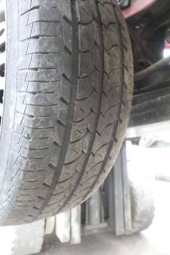 4x VW T4 Felgen Reifen 205/65 R15C 102/101T Sommerreifen 6jx15H2 ET55 # 4-5mm (165437)