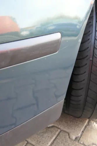 Leon 1M Toledo Stoßstange vorne Stoßfänger Grill LS5W AZUL TOPACIO L5SW grün (165485)