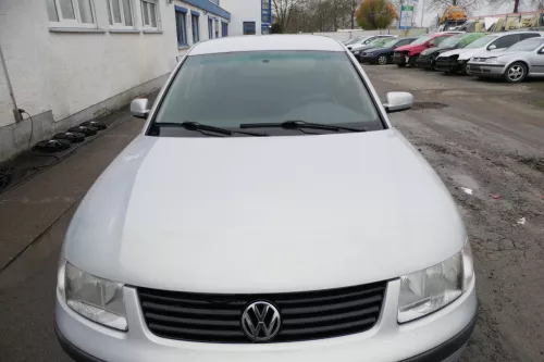 VW Passat 3B Motorhaube Klappe vorne vorn Haube silber grau LB7Z