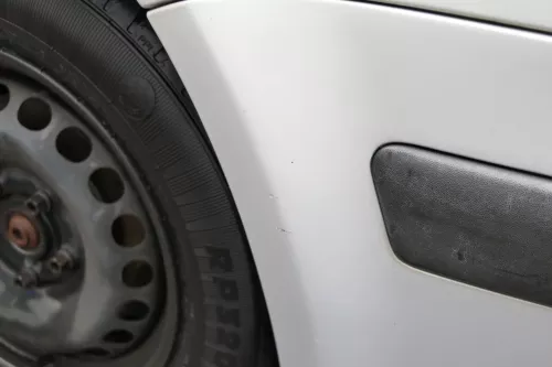 VW Passat 3B Stoßstange vorne Frontstoßstange Stoßfänger silber LB7Z grau Grill (165504)