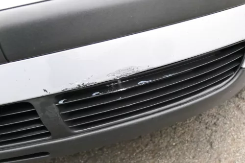 VW Passat 3B Stoßstange vorne Frontstoßstange Stoßfänger silber LB7Z grau Grill (165504)