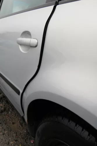 VW Passat 3B 3BG Limousine Tür hinten links silber grau LB7Z satinsilber (165506)