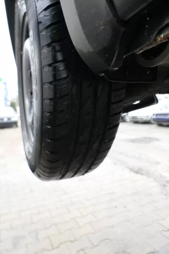 Audi A4 B5 A6 4B Passat 3BG Felgen Reifen Sommerreifen 195/65 R15 91H 6-7mm (165520)