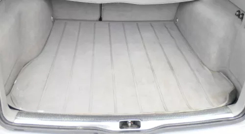 VW Passat 3B 3BG Kombi Verkleidung Teppich Kofferraum Kofferraumteppich grau